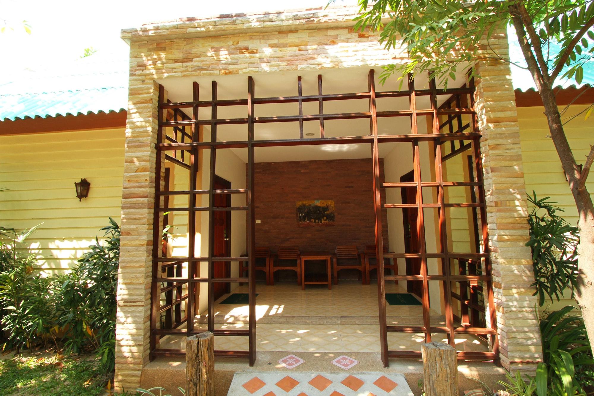 The Green Beach Resort Sam Roi Yot Buitenkant foto