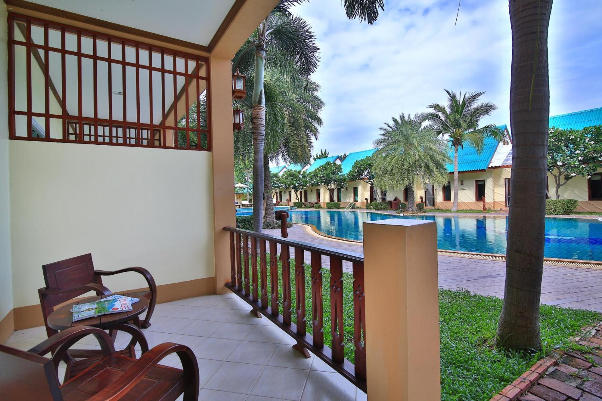 The Green Beach Resort Sam Roi Yot Buitenkant foto