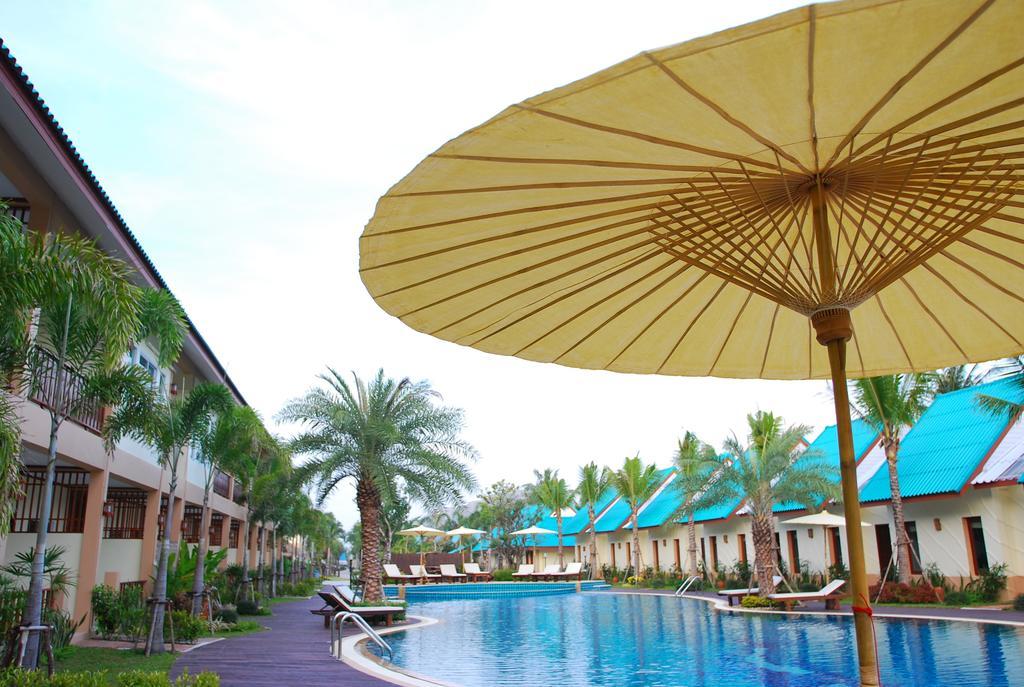 The Green Beach Resort Sam Roi Yot Buitenkant foto