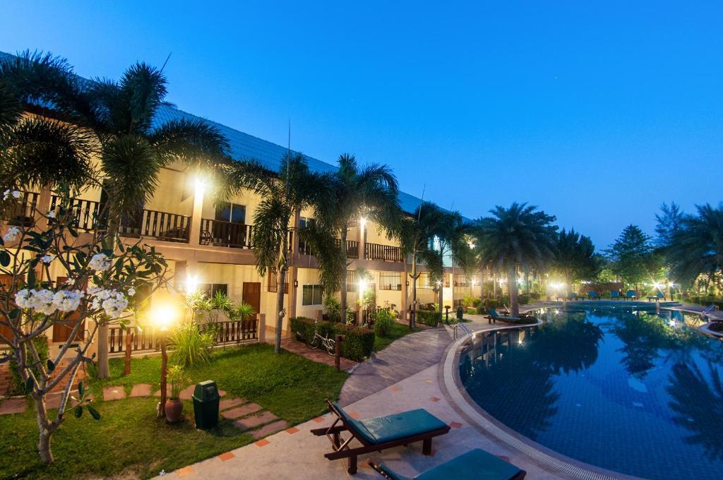 The Green Beach Resort Sam Roi Yot Buitenkant foto